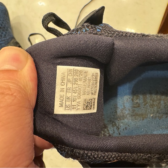 Adidas Ultraboost | Men’s | 11 | BlueTennis/Sneakers | Shoes - Picture 3 of 4